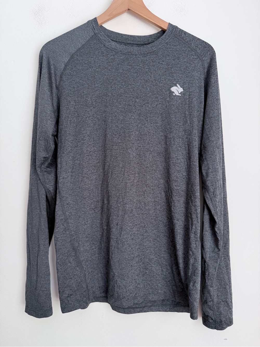 Rabbit EZ Tee Long Sleeve Running Shirt L dark Gray Workout Stretch Gym